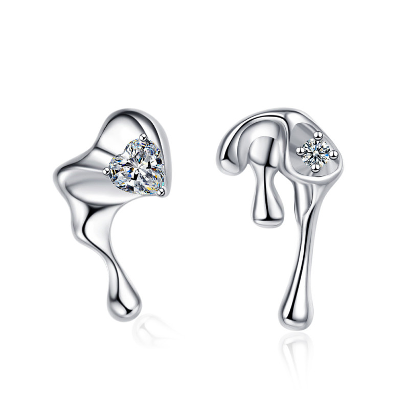 Irregular Heart Pleated Stud Earrings Niche Designer Minimalistic Water Drops Earrings Stud Earrings