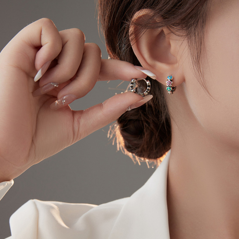 Colorful Flower Drop Oil Ear Clip Women's Simple Retro Design Presbyopic Earrings