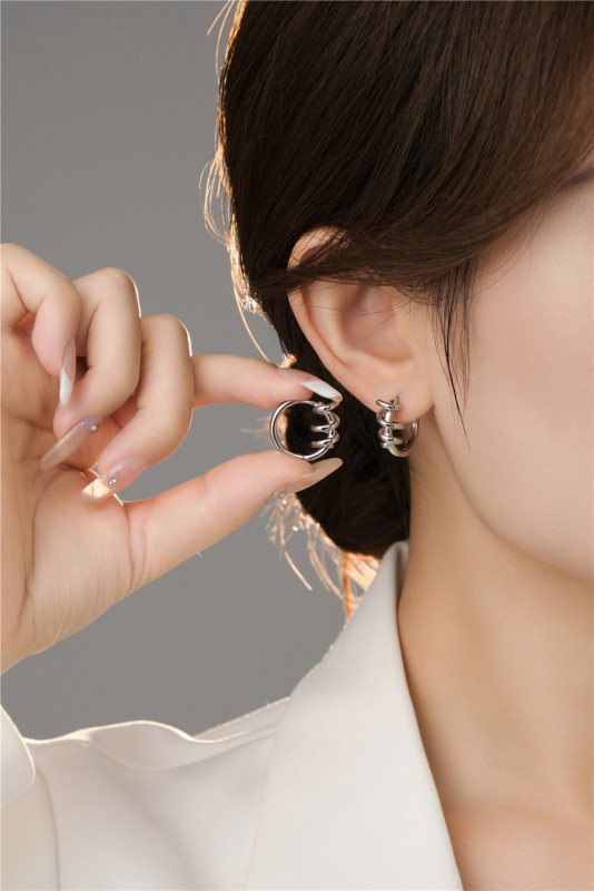 Winding Ear Clip Women's Small Personality Earrings Women Personalized Earrings