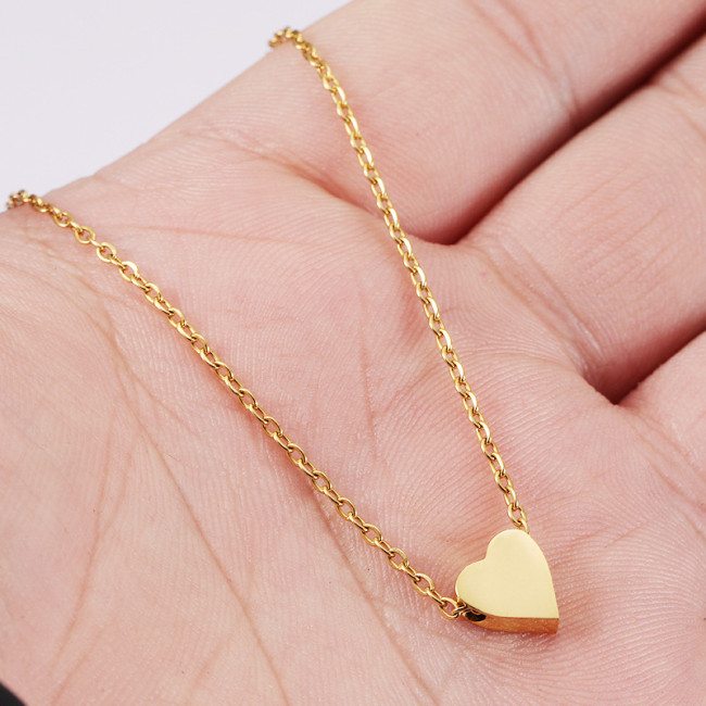 Fashion Personality Perforated Heart-Shaped Collarbone Necklace Necklace Stainless Steel Heart Love Heart Pendant Necklace