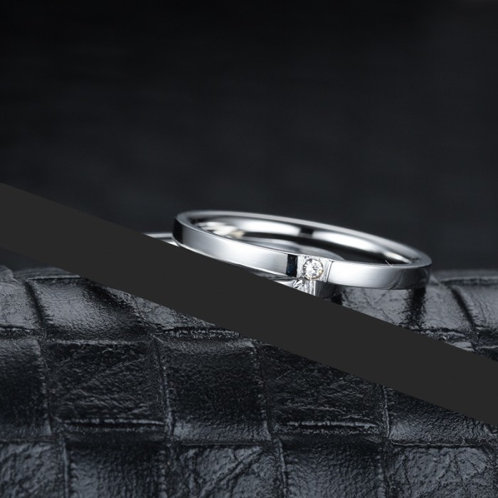 Trendy Women's Stainless Steel Wedding Rings