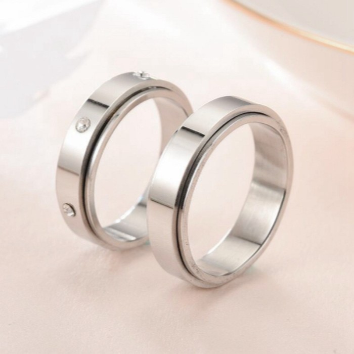 Rotating Couple's Diamond Ring Unique Stainless Steel Men's Ring - Stand Out From The Crowd
