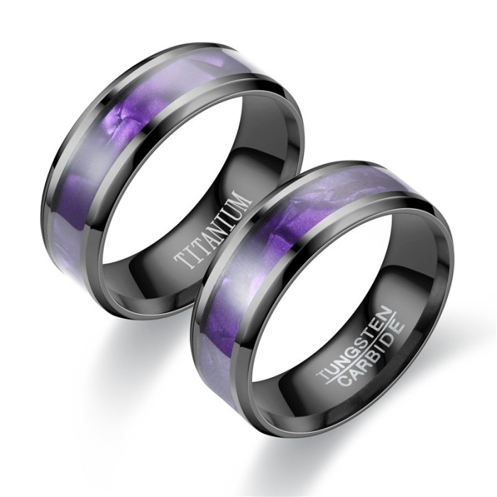 Black Elegant Men's Stainless Steel Ring with Engraved Floral Design - A Great Gift for The Romantic Man