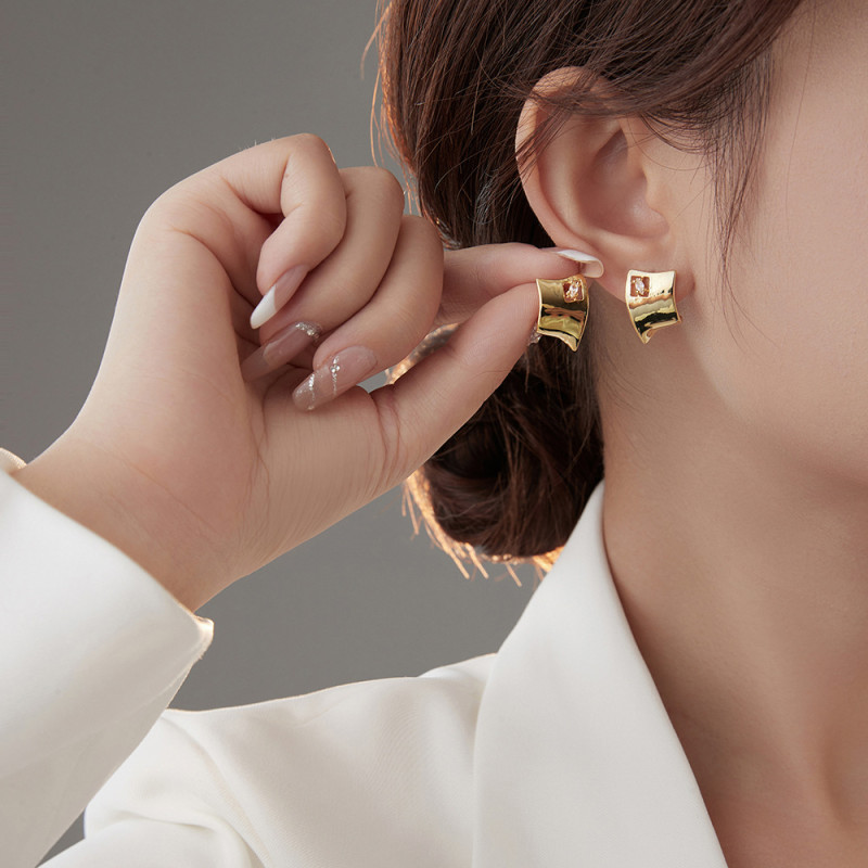 Fashion Geometric Stud Earrings Women Simple