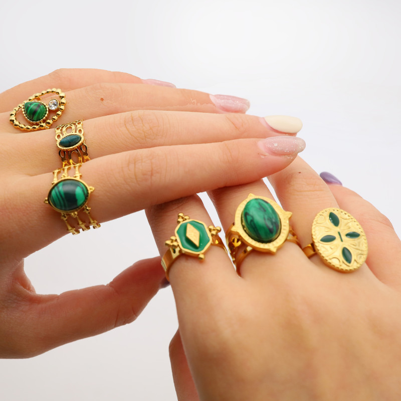 2023 New Peacock Green Ring Oval Green Malachite 18K Gold Plated Open Adjustable Stainless Steel Fashion Female Rings