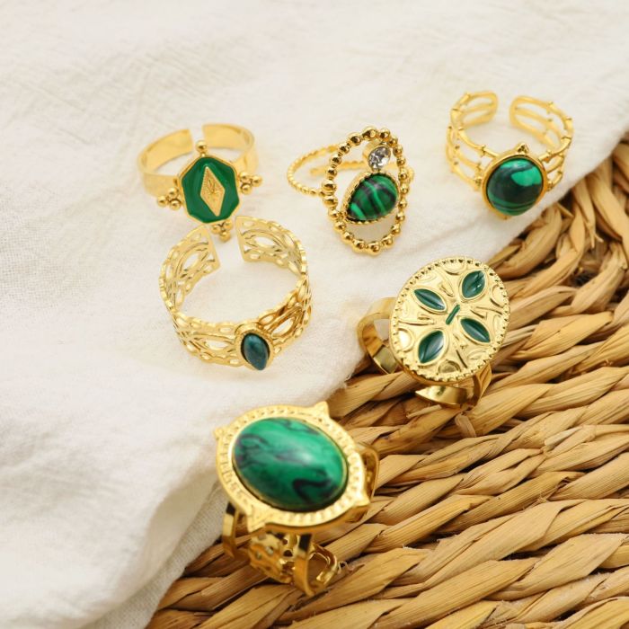2023 New Peacock Green Ring Oval Green Malachite 18K Gold Plated Open Adjustable Stainless Steel Fashion Female Rings