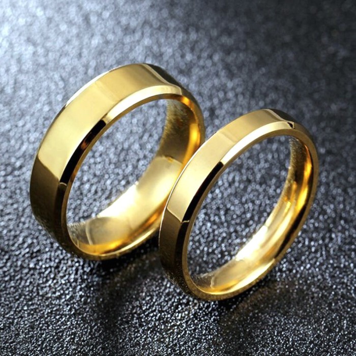 Titanium Steel Couple Ring Simple Polished Stainless Steel Ring