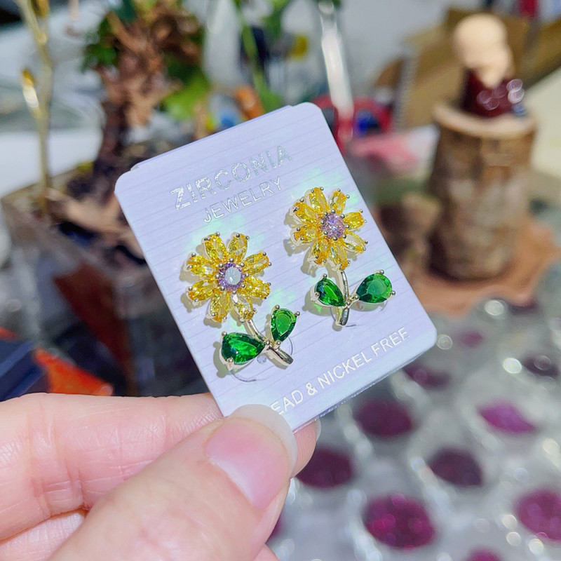 S925 Pin Floral Earrings Sparkling Zirconia Sun Flower Small Daisy Earrings
