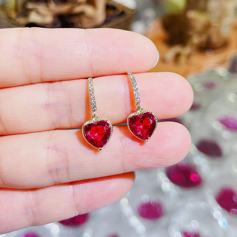 Red Love Crystal Earrings Girls Fashion Cute  Stud Earrings 1554