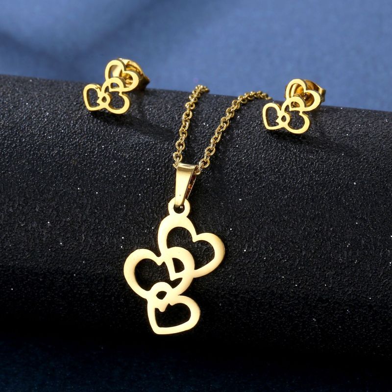 Stainless Steel Engraved Heart and Heart  Charm Necklace Earrings Trendy Love Waterproof Necklace Ladies Jewelry Set