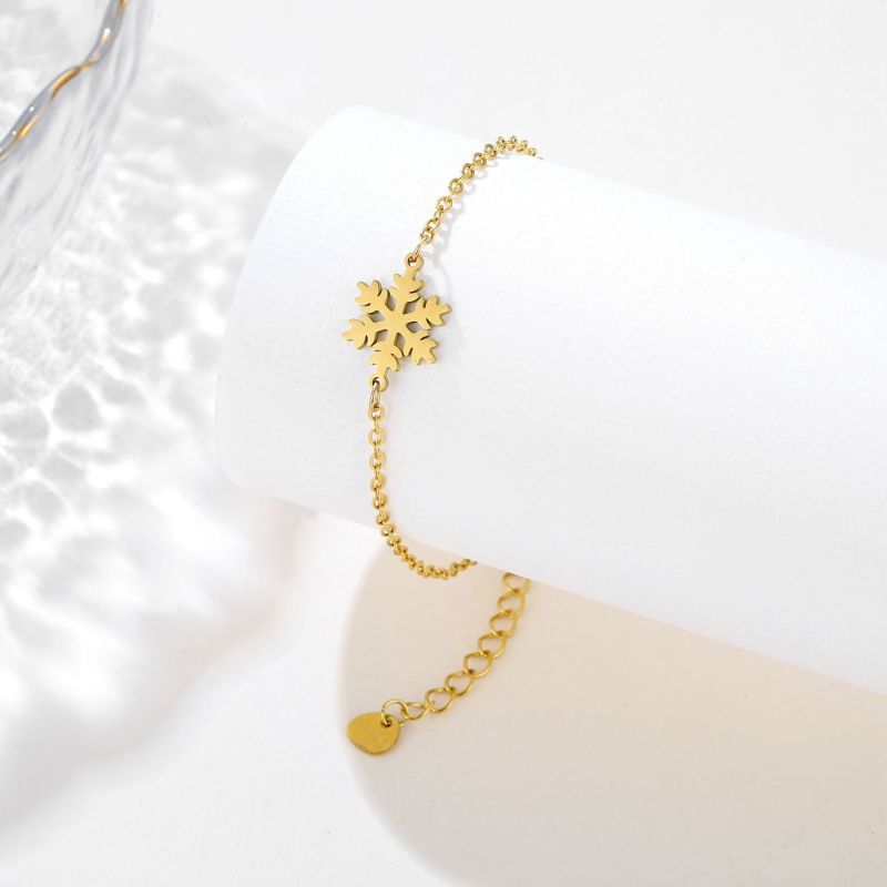 Simple Classic Female Wrist Bracelet Jewelry Gold Color Lovely Stainless Steel Snowflake Pendant Charm Bracelet for Womem