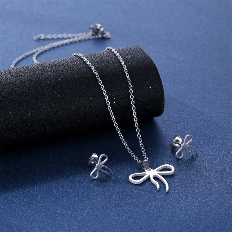 2023 Design Sweet Bow Charm Pendant Necklace Earring for Women Gift High Quality Stainless Steel Jewelry Set Party