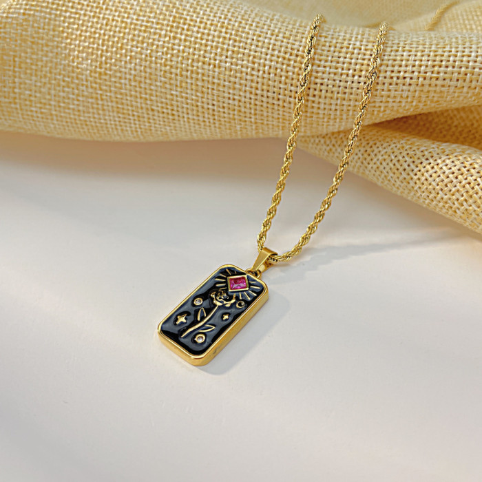 Stainless Steel Gold Plated Embossing Radiation Sun Pendant Necklaces for Women Vintage Jewelry Gift