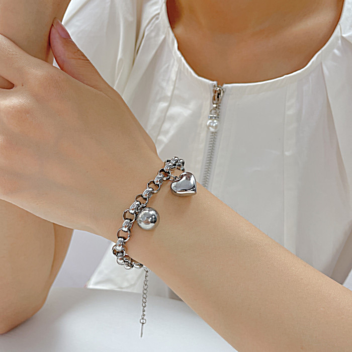 Statement Heart Pendant Bracelet Stainless Steel Jewelry Fashion Metal Texture Bracelet Accessories