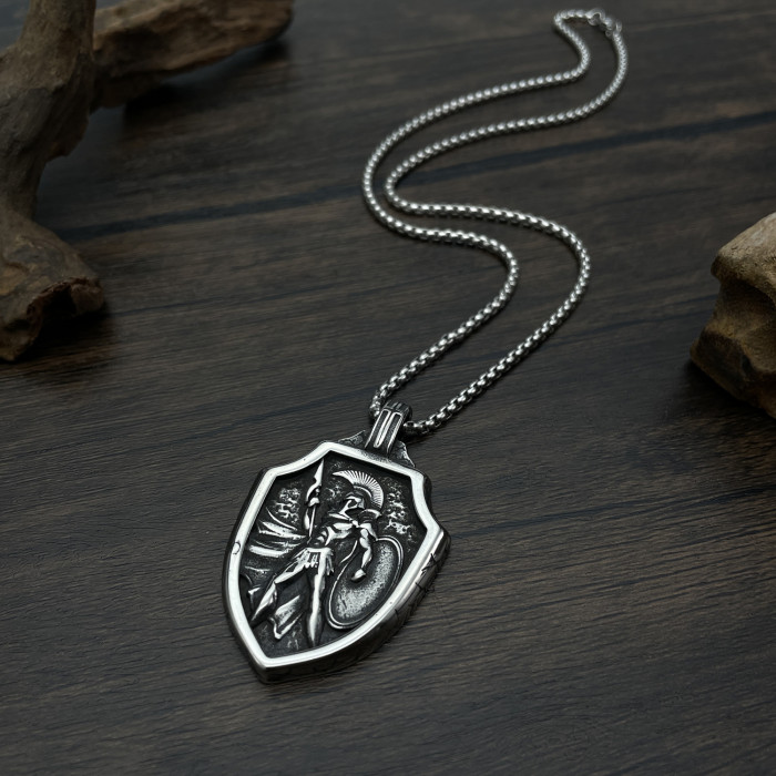 Vintage Spartan Warrior Shield Necklace Men Ancient Greek Warrior Punk Hip Hop Pendant Stainless Steel Party Biker Jewelry Gift