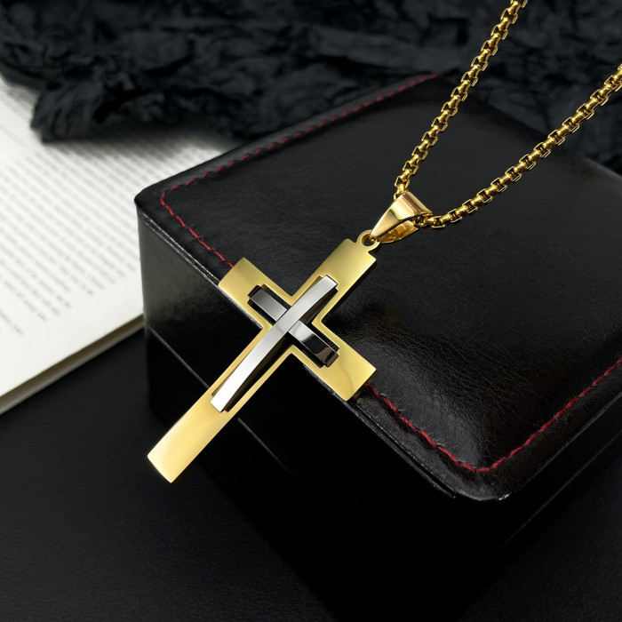 Stainless Steel Cross Pendant Necklace for Men  Minimalist Jewelry Male  Necklaces Chokers Fashion Jewelry（4*70CM）