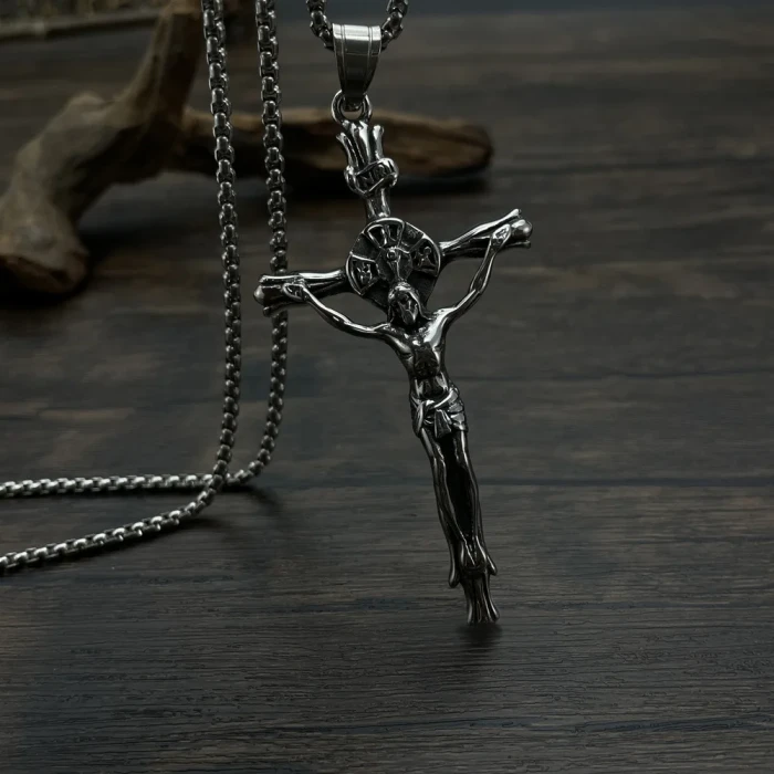 Ornament Wholesale Retro Titanium Steel Cross Personality Man's Stainless Steel Necklace