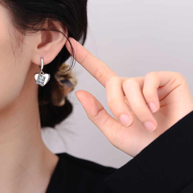 Elegant Heart Ear Clip   Women's White Zirconium Drop Earrings