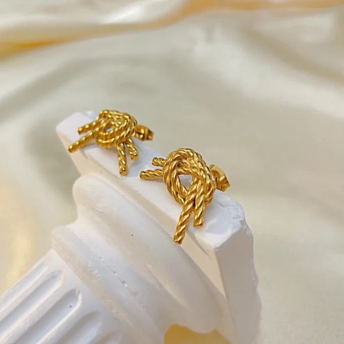Ornament Gold Twist Women's Stud Earrings Female Temperament Ins Retro Stud Earrings Earrings