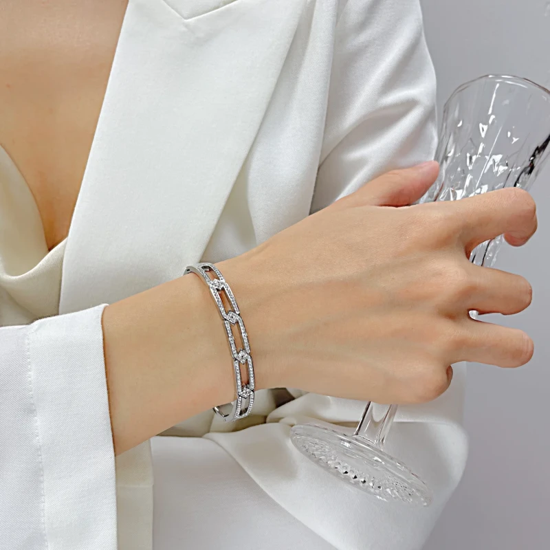 Ornament Fashion Titanium Steel Bracelet Hollow Stainless Steel Bangle for Women