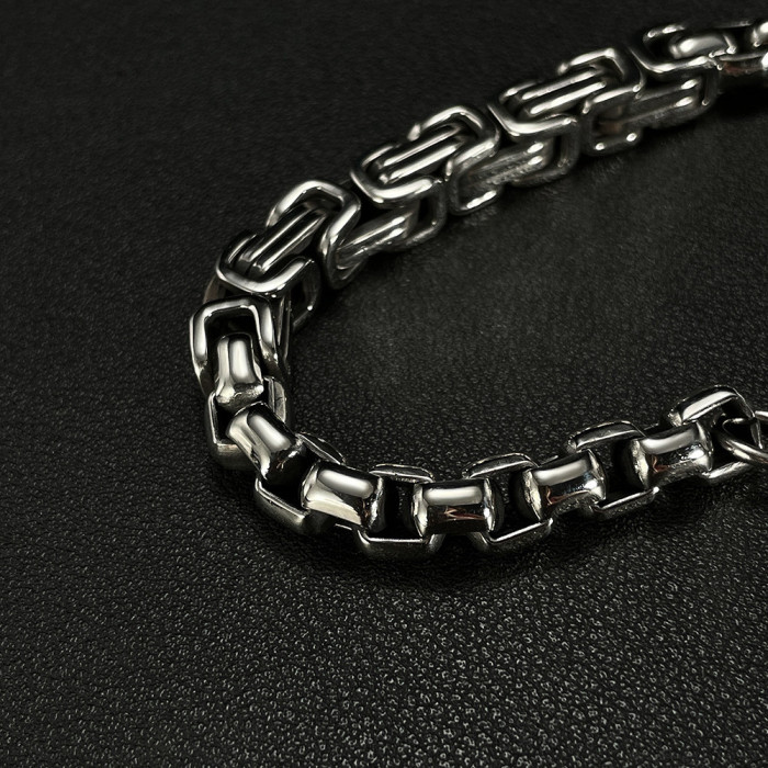 Ornament Factory Retro Titanium Steel Bracelet Personality Stainless Steel Square Pearl Chain Men's Bracelet