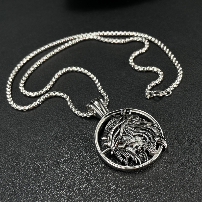 Retro Personality Stainless Steel Thorn God Ming Hollow Head round Plate Pendant Necklace for Men