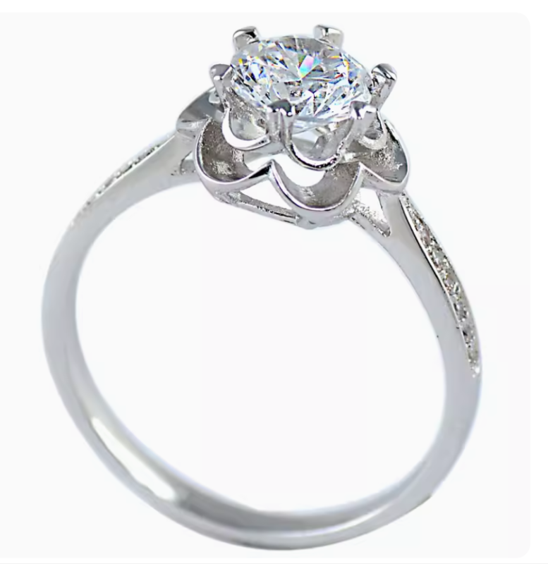 Imitation diamond ring female Zircon Diamond Heart Claw proposal fashion Japanese and Korean rose eight heart eight arrow ring