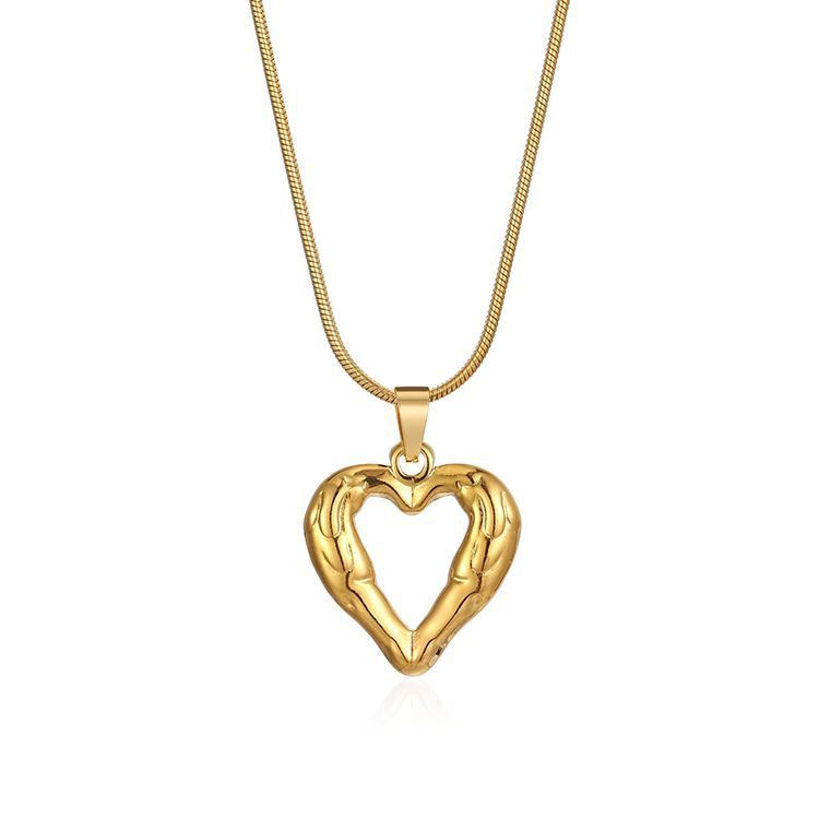 Simple Temperament Women's Love Heart Pendant Stainless Steel Necklace