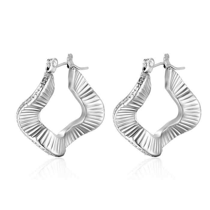 Stainless Steel Fashion Retro 18K Gold Plated Women's Exquisite Hoop Earrings