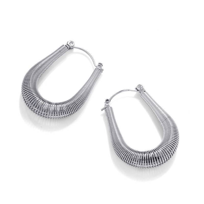 Stainless Steel  Chunky Hoop Earrings for Women Girls Fashion Round Circle Hoops Statement Earrings Punk Jewelry