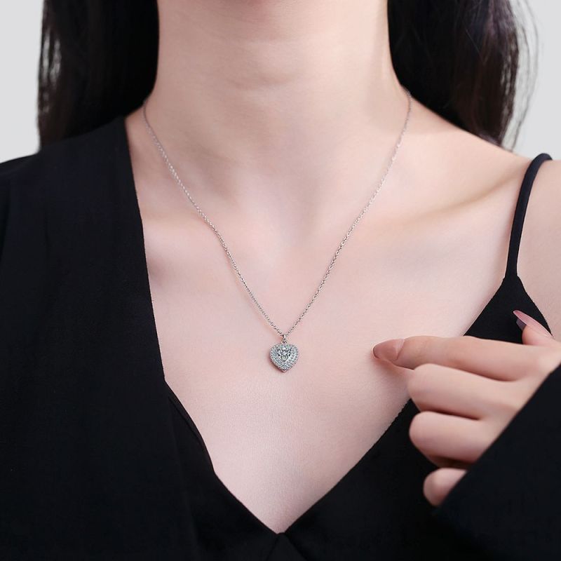 Zircon Full Diamond Heart-Shaped Necklace