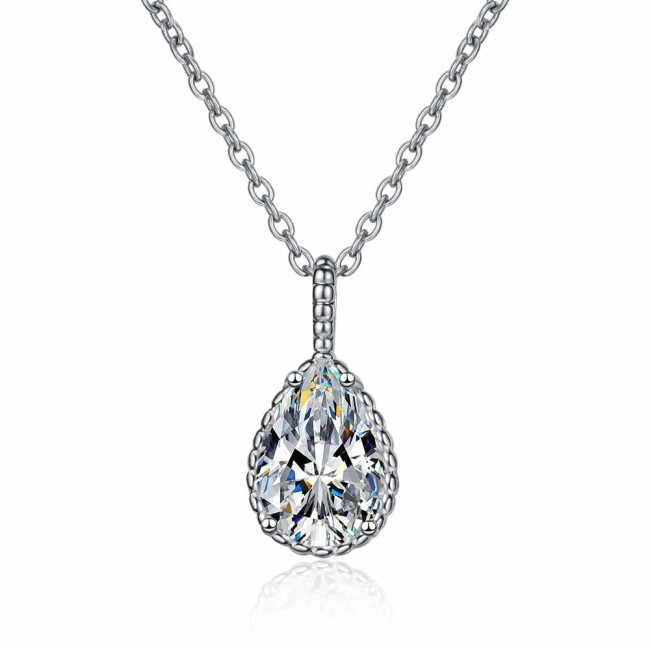 Teardrop Diamond Pear-Shaped Necklace for Women