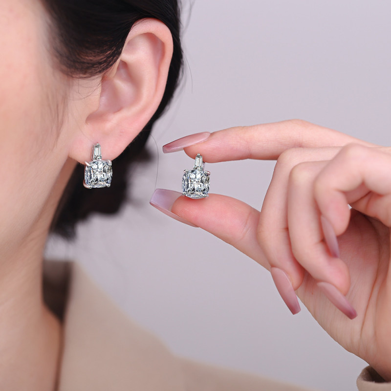 Inlaid Zirconium Rhinestone Earrings Big Main Stone Trend Zircon Earrings