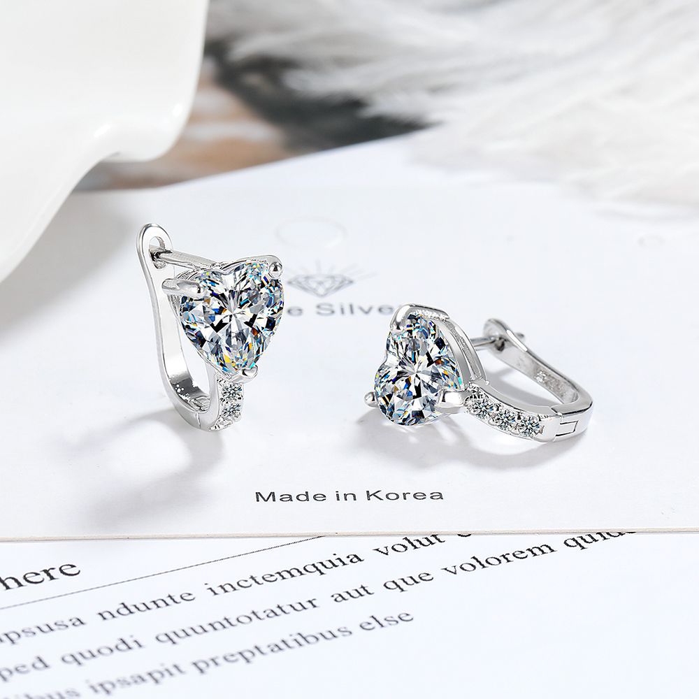 Love Heart Earrings Women's Korean-Style Rhinestone Zircon Earrings4