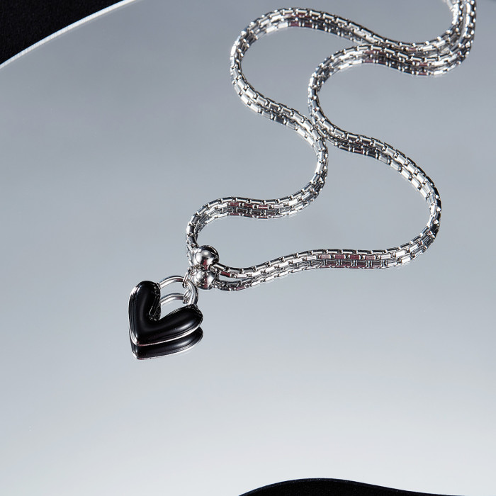 New Special-Interest Design Drop Oil Love Alloy Pendant Stainless Steel Necklace for Men