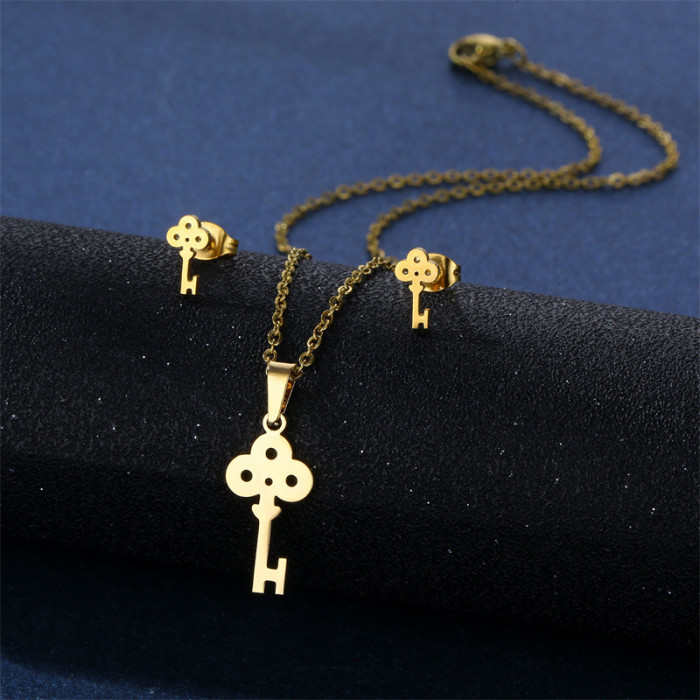 Stainless Steel Key Pendant Necklace and Earring Suit Fashion for Girlfriend Couple Christmas Birthday Gift Steel Ornaments