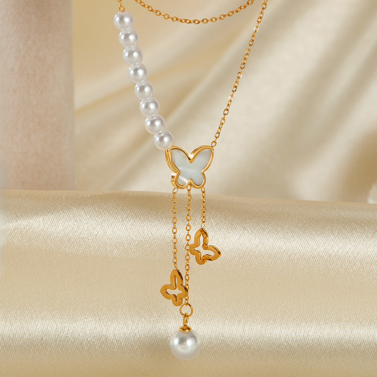 Retro Minority Design Hollow Butterfly Tassel Pearl Pendant Stainless Steel High-Grade Necklace