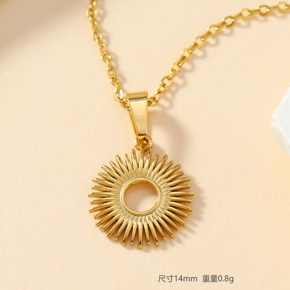 Classic Chic Dainty Elegant 18K Gold Plated Stainless Steel Cross Heart pendant Wholesale Handmade DIY Jewelry Accessories