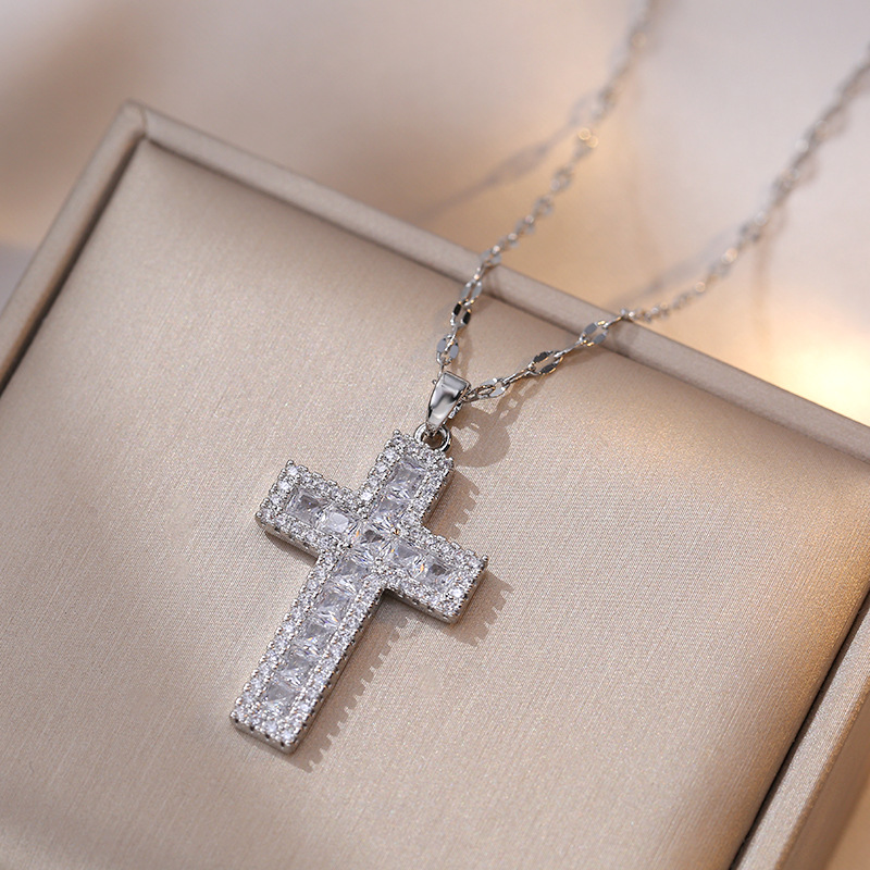 Chic Dainty Elegant 18K Gold Plated Stainless Steel Zircon Cross Necklace for Women Jewelry Gift