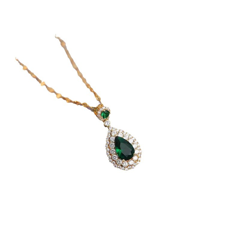 Classic Refined Chic Elegant 18K Gold Stainless Steel Emerald Zircon Necklace Wholesale