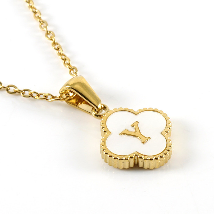 Chic Dainty Elegant Stainless Steel 18K Gold Plated Four-leaf Clover Letter Necklace Trendy Casual Jewelry Gift