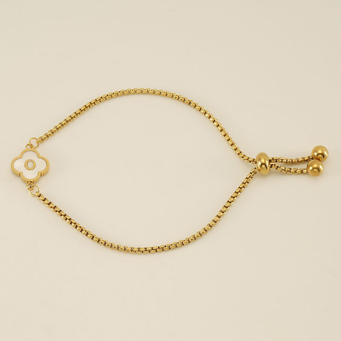 Classic Refined Elegant Women Adjustable Four-leaf Clover Letter Shell Bracelet