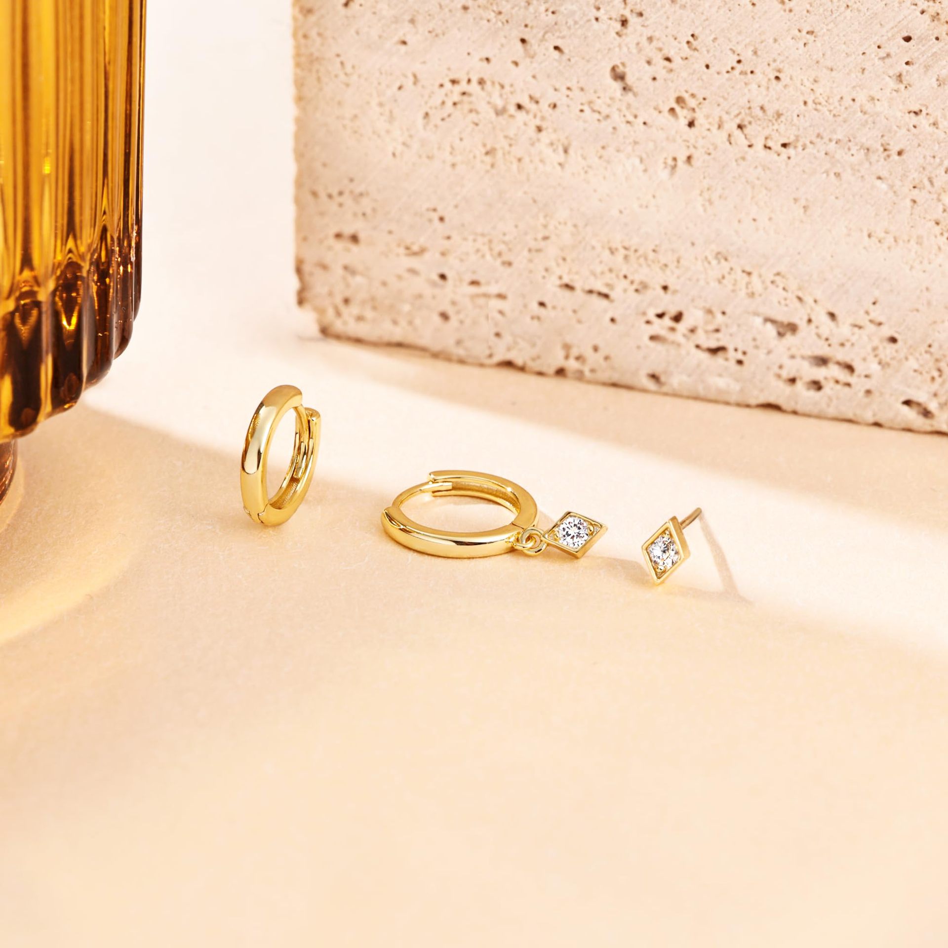 Classic Little Huggies Hoop Earrings For Women Tiny Zirconia Pendant Cartilage Earrings Piercing Jewelry 216045364125