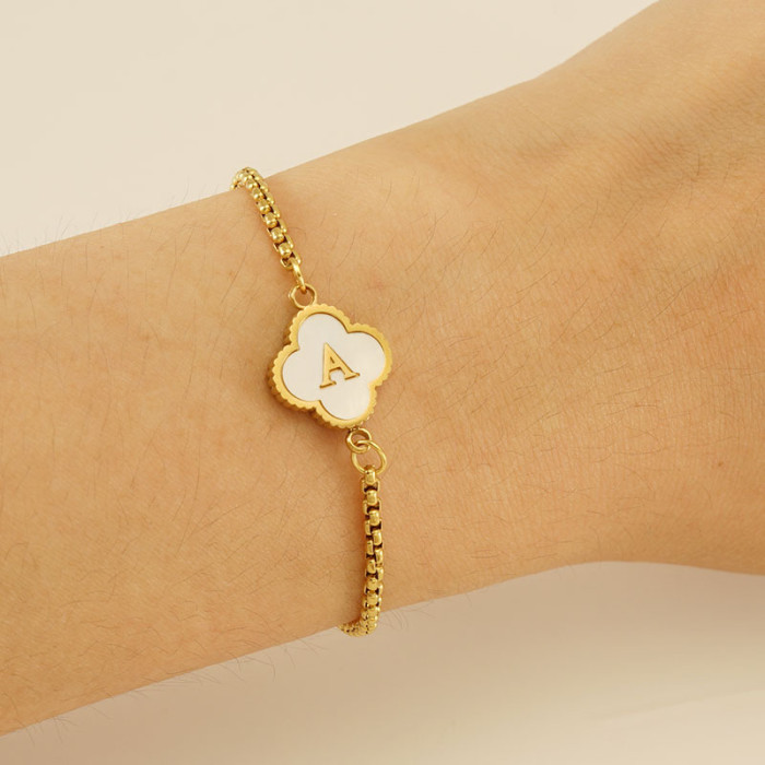 Classic Refined Elegant Women Adjustable Four-leaf Clover Letter Shell Bracelet