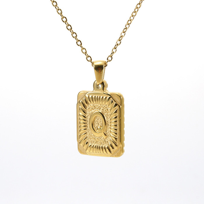 18K Gold Plated Square Brand Stainless Steel 26 Letter Pendant Fashion English Letter Necklace Wholesale