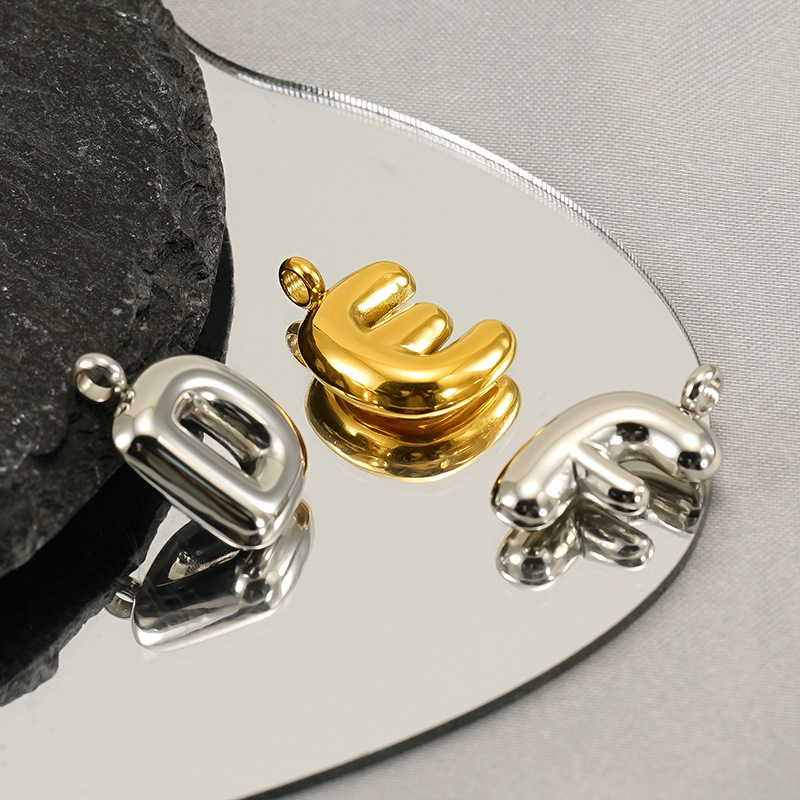 Classic 18K Gold Titanium Steel Bubble Letter Pendant 26 Letter Necklace Diy Accessories 216045344445