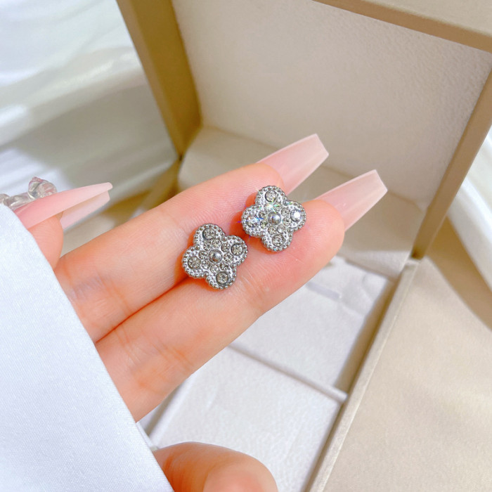 Classic Refined Full of Zircon Lucky Grass Stud Earring for Women Stylish Trendy Party Festival Casual Jewelry Gift