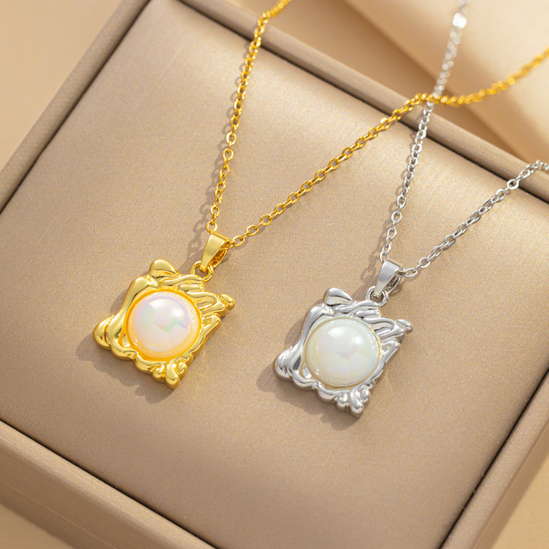 Classic Refined 18K Gold Plated Stainless Steel Pearl Square Pendant Necklace Trendy Party Festival Casual Jewelry Gift