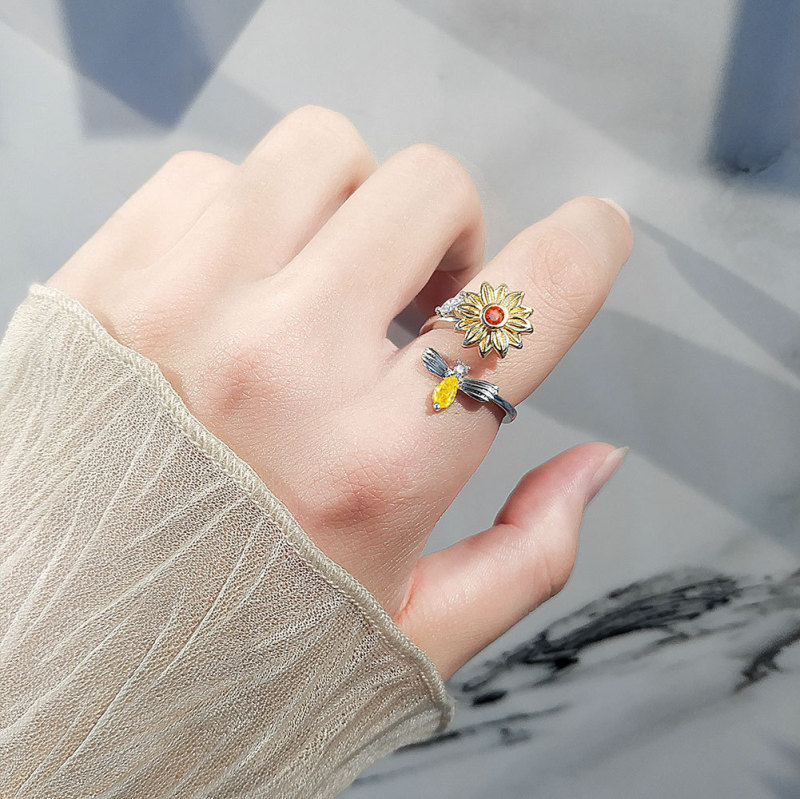 Diamond Sunflower Spinning Ring Women's Open Micro Adjustable Anxiety Resistant Ring