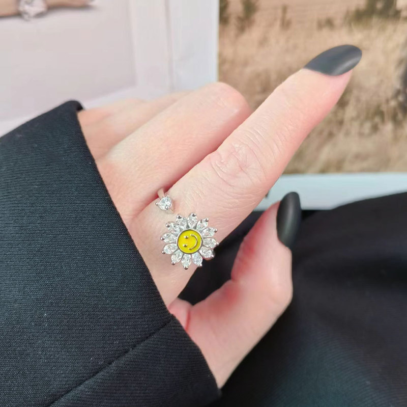 Hot Sale Spinning Ring Adjustable Anxiety Relief Open End Ring Sunflower Decompression Zirconia Ring